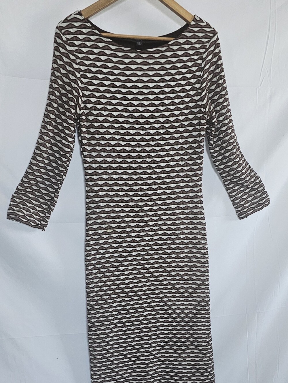 Striped Wave-Print Brown & White Women's Dress